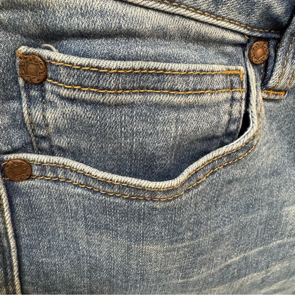 Soft Surroundings The Ultimate High Rise Slim Jeans Size 10 Light Wash 041921